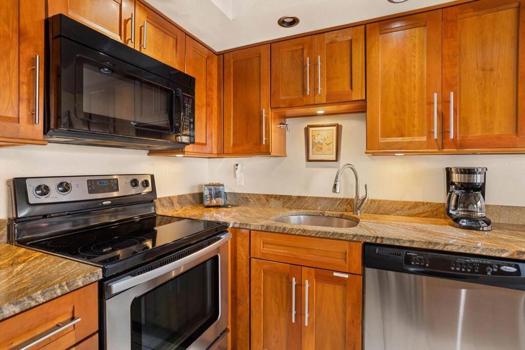 Magnificent Sunsets And Ocean Views At Luana Kai Lejlighed Kihei Eksteriør billede